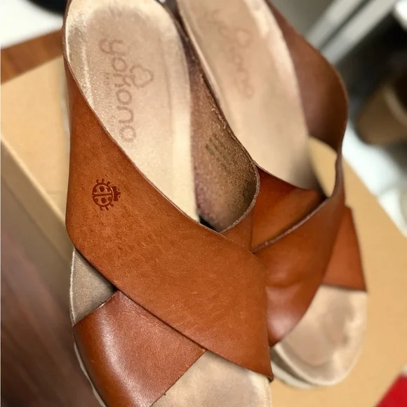 Yokono Women's Red and Brown Sandal Bundle - Picture 6 of 10